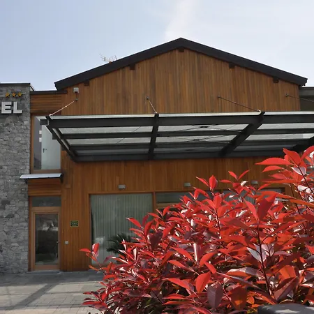 Tullio מלון גראבדונה