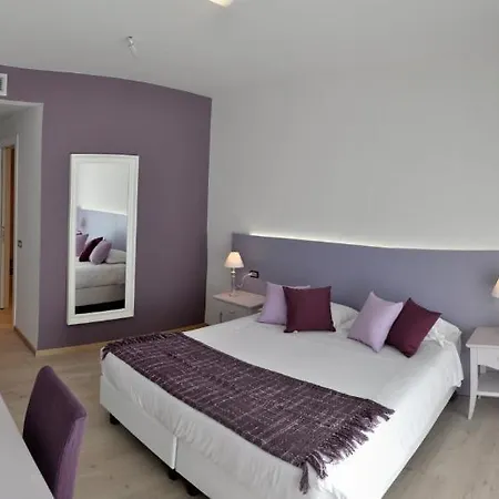 Tullio Hotel 3*