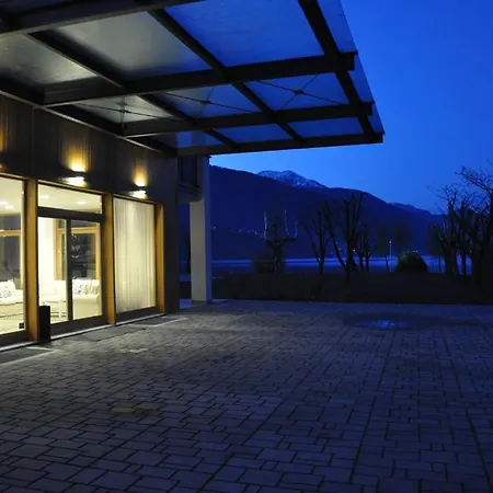 Hotell Tullio Gravedona