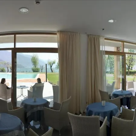 Hotell Tullio Gravedona